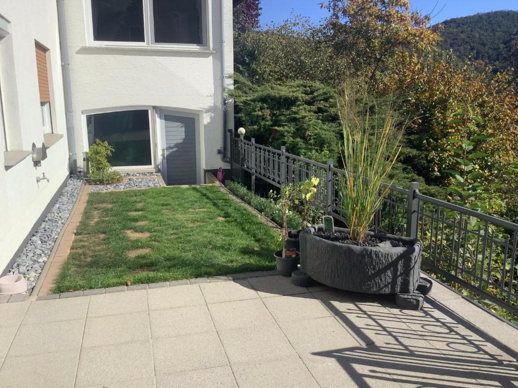 Zahrada ubytování Ferienwohnung Zur Sperrmauer