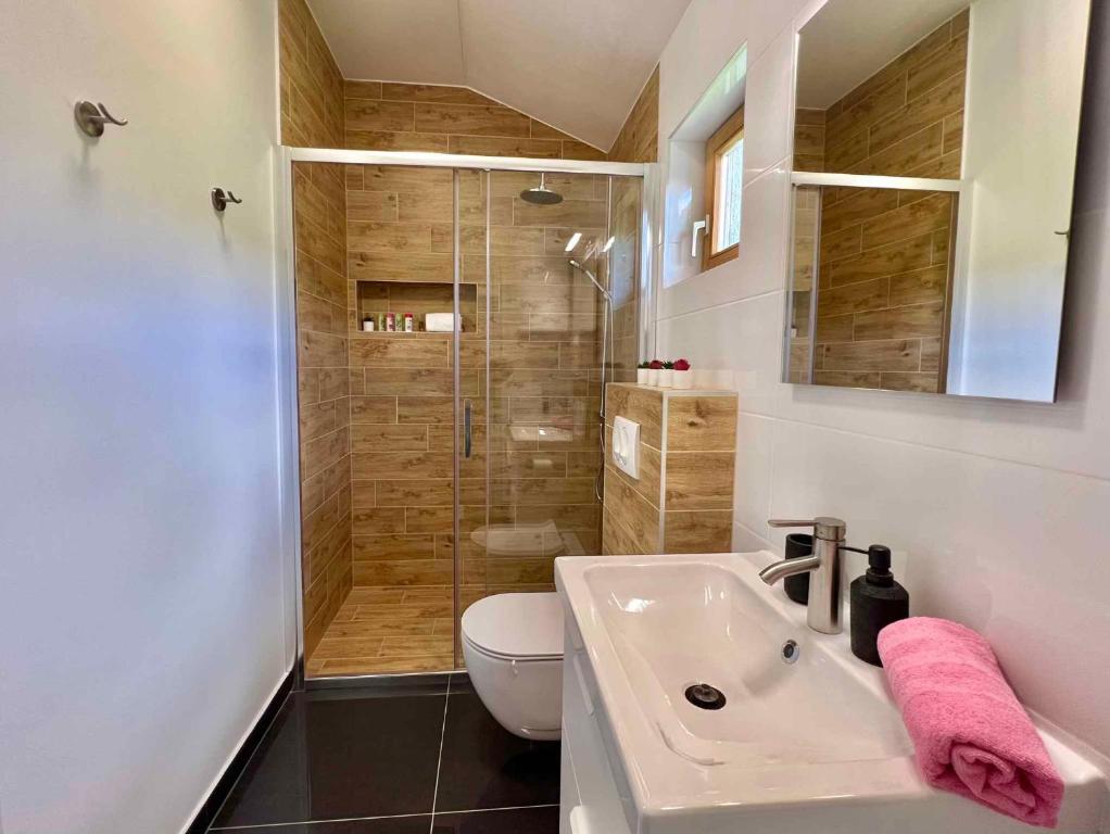 Kúpeľňa v ubytovaní Apartment in Jadranovo 43364