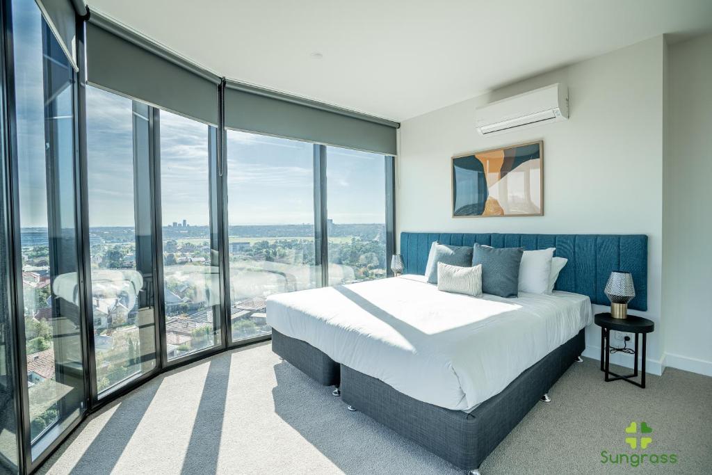 Liberty One - Three-Bedroom Apartment
