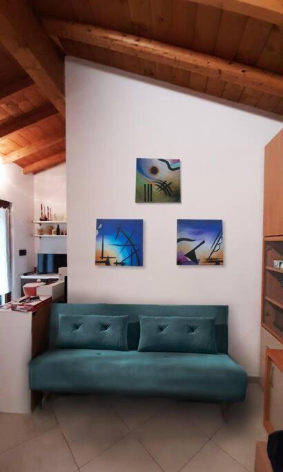 Posezení v ubytování casa di arya CODICE CITRA LT-0043