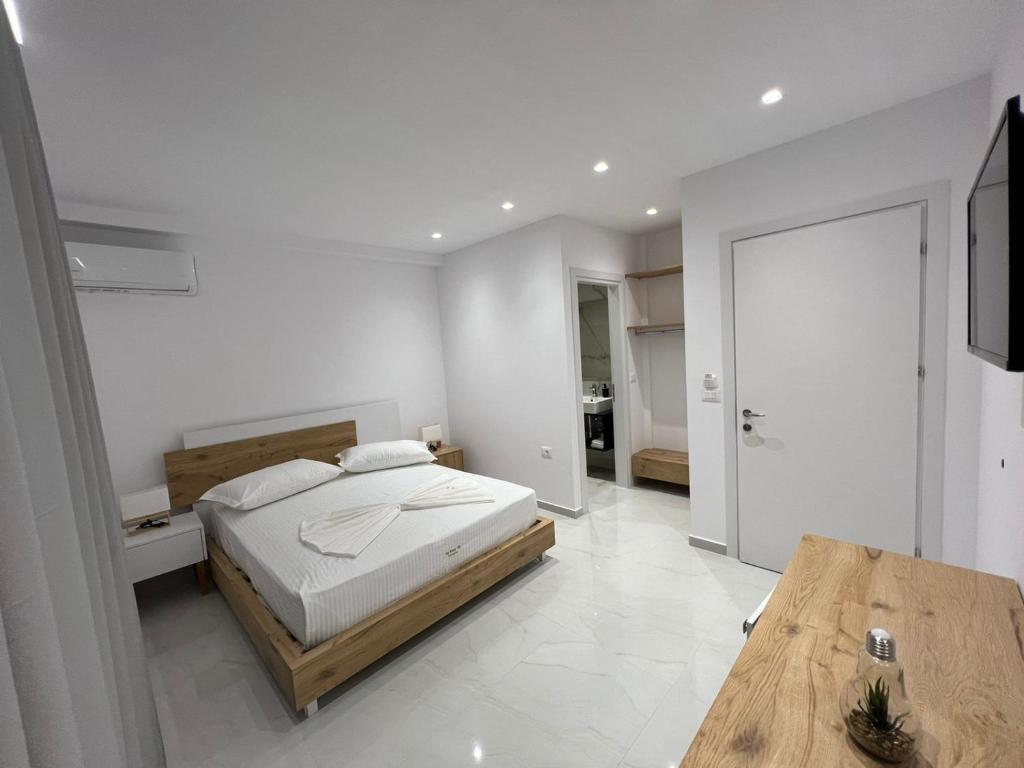 Postel nebo postele na pokoji v ubytování Sea Breeze Villa