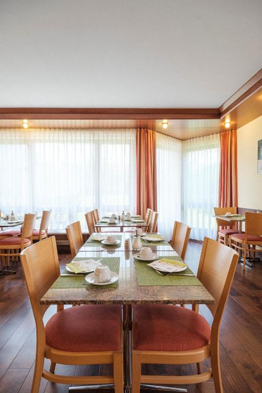 Hotel Flora Möhringen - Resim 4