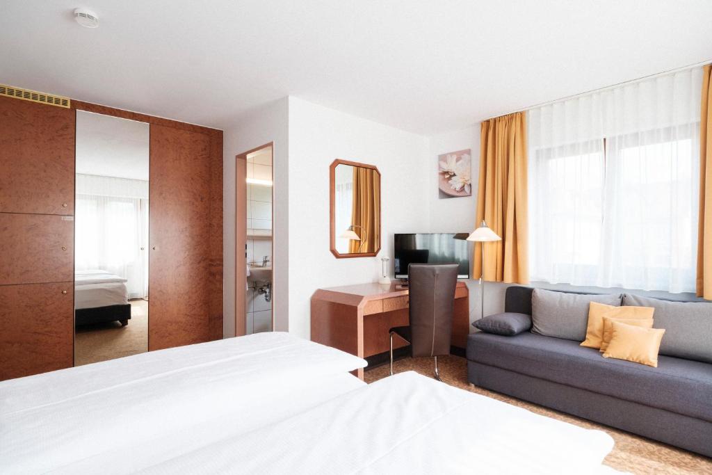 Hotel Flora Möhringen - Resim 8