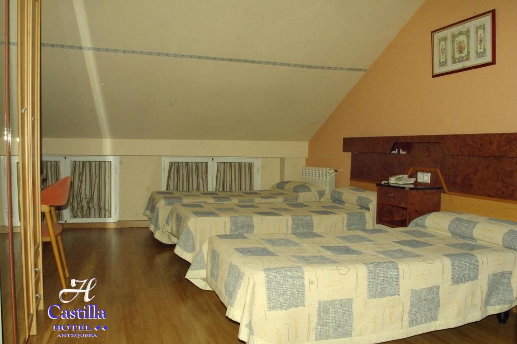 Hotel Castilla - Quarto Quádruplo