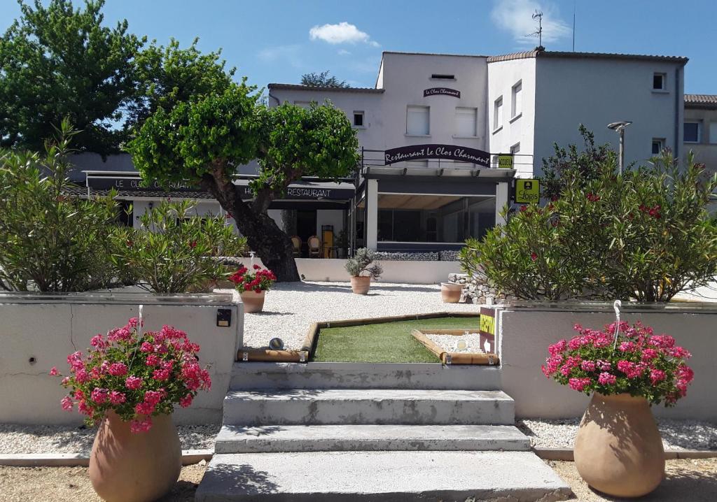 Zahrada ubytování Hôtel Restaurant Le Clos Charmant