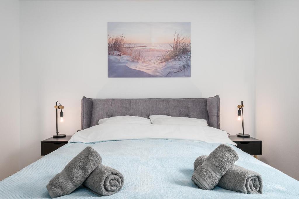 Postel nebo postele na pokoji v ubytování Harmony: Edersee Apartment – Sperrmauer – Lounge
