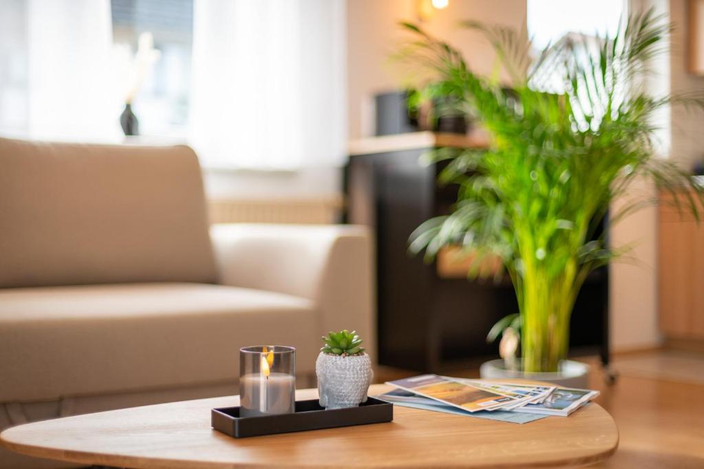 Posezení v ubytování Harmony: Edersee Apartment – Sperrmauer – Lounge
