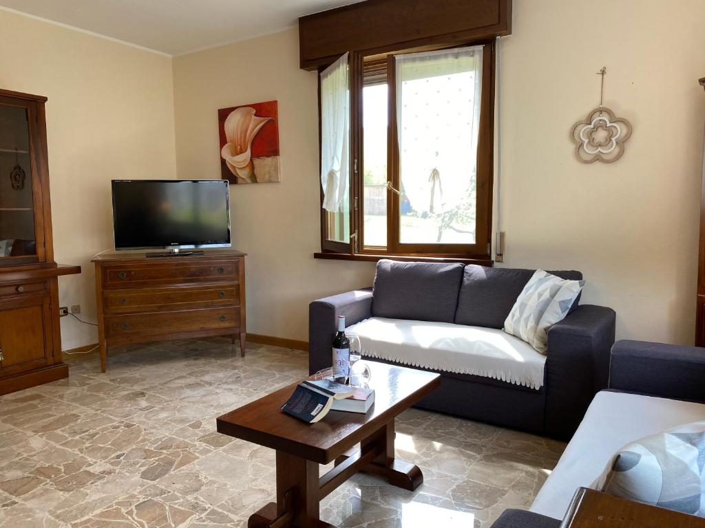 TV a/nebo společenská místnost v ubytování Casa Michela