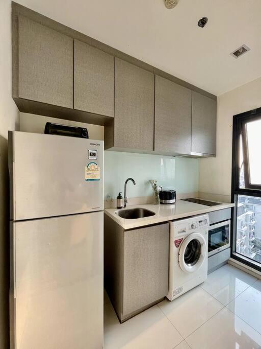 Kuchyň nebo kuchyňský kout v ubytování Ultra luxury Condo