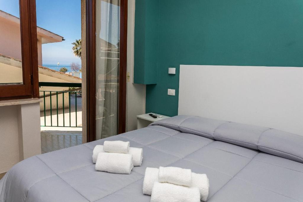 AD UN PASSO DAL MARE - Camera Doppia Con Balcone E Vista Mare