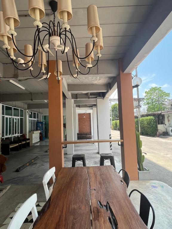 Fotografie z fotogalerie ubytování Papangkorn House v destinaci Surat Thani