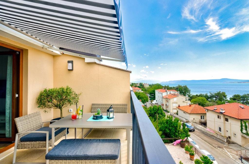 Fotografia z galérie ubytovania Apartments in Crikvenica 39082 v destinácii Crikvenica