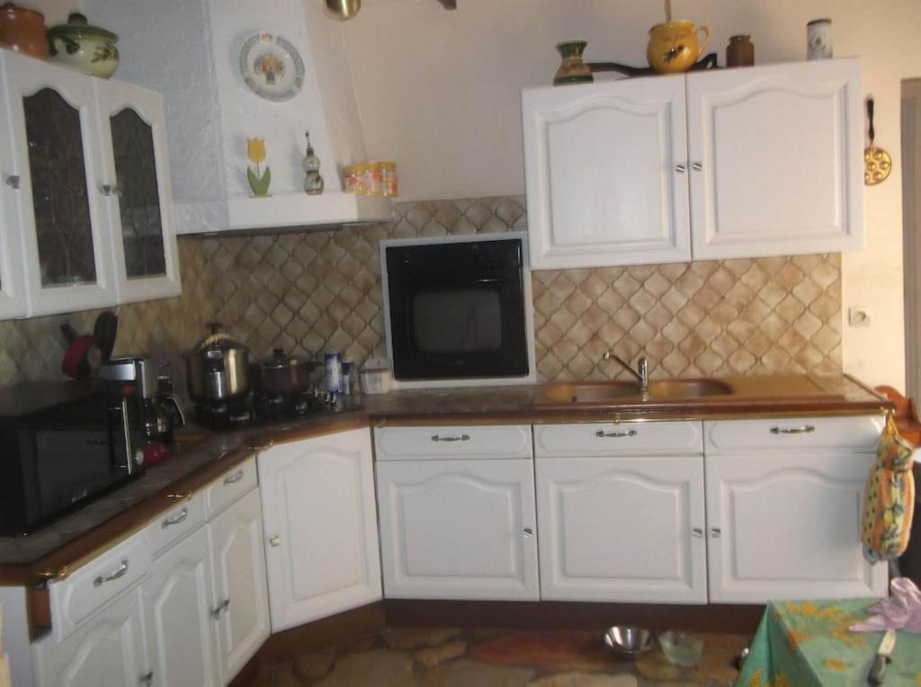 Kuchnia lub aneks kuchenny w obiekcie La Lezardière Gorges du Verdon
