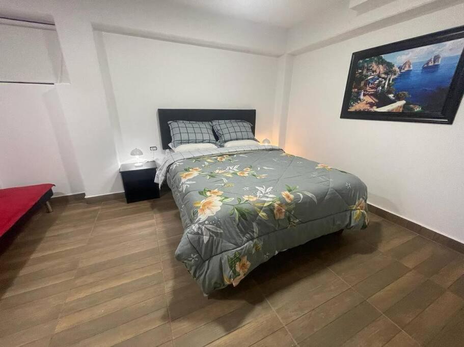 Ένα ή περισσότερα κρεβάτια σε δωμάτιο στο (26) Departamento cómodo y tranquilo en Miraflores