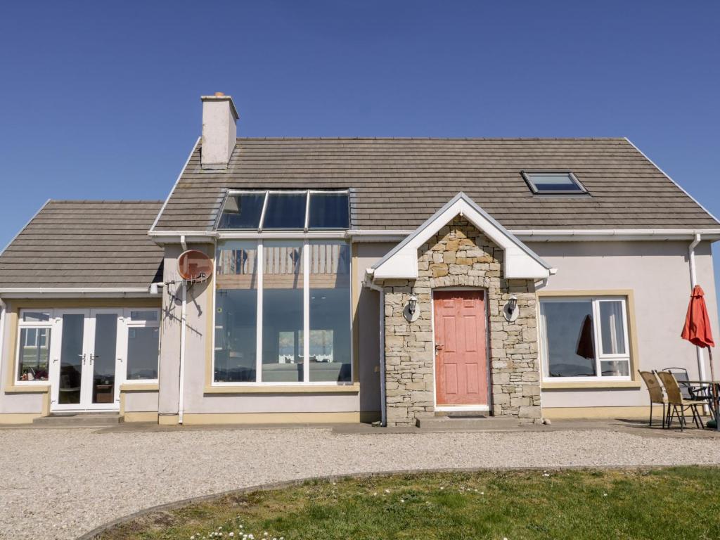 Inverbeg Cottage 2, Downings (updated prices 2024)