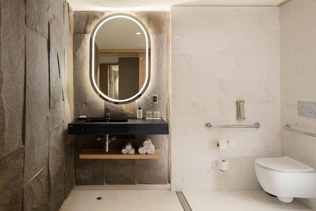 Ein Badezimmer in der Unterkunft JW Marriott Hotel Lima