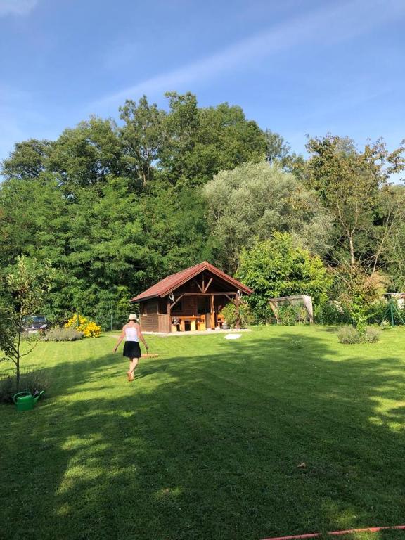 Fotografie z fotogalerie ubytování Tiny Home am Bach v destinaci Pettenbach