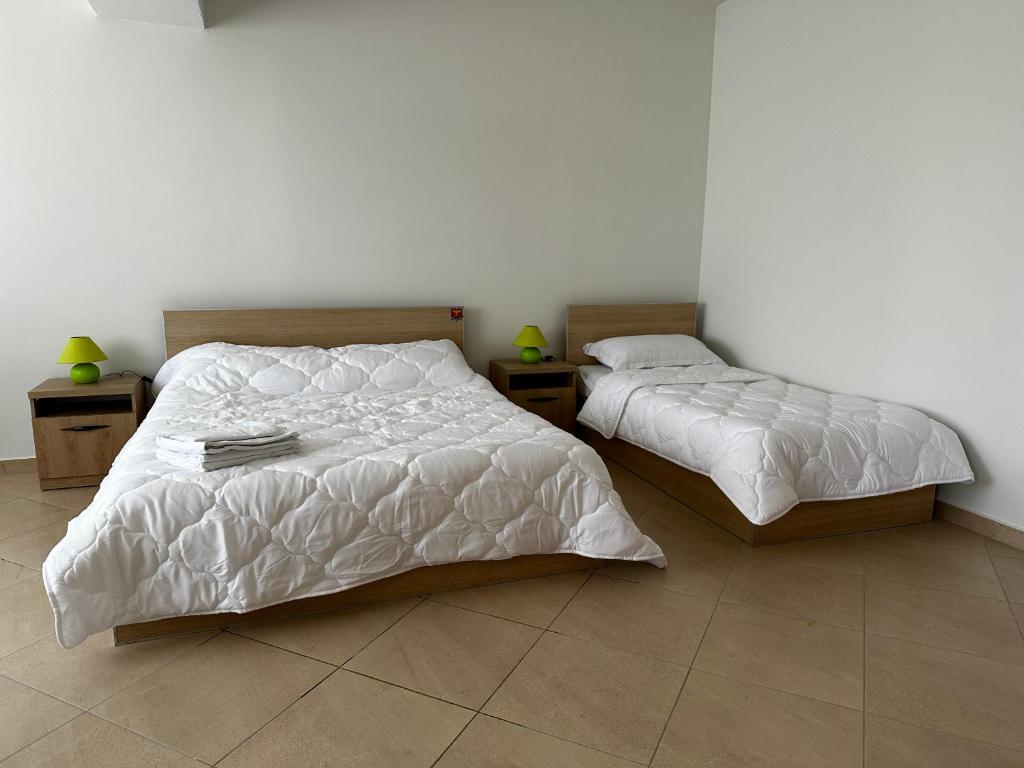 Apartment near lake and castle - Image 6