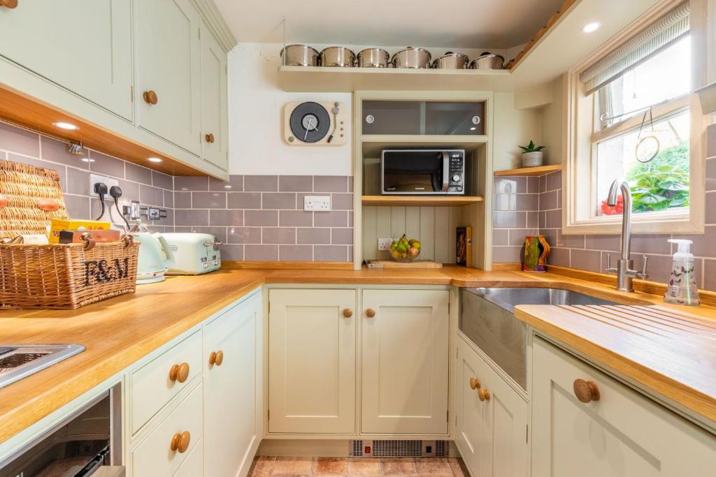 Host & Stay - Norfolk Historic Townhouse - Casa Natalizia