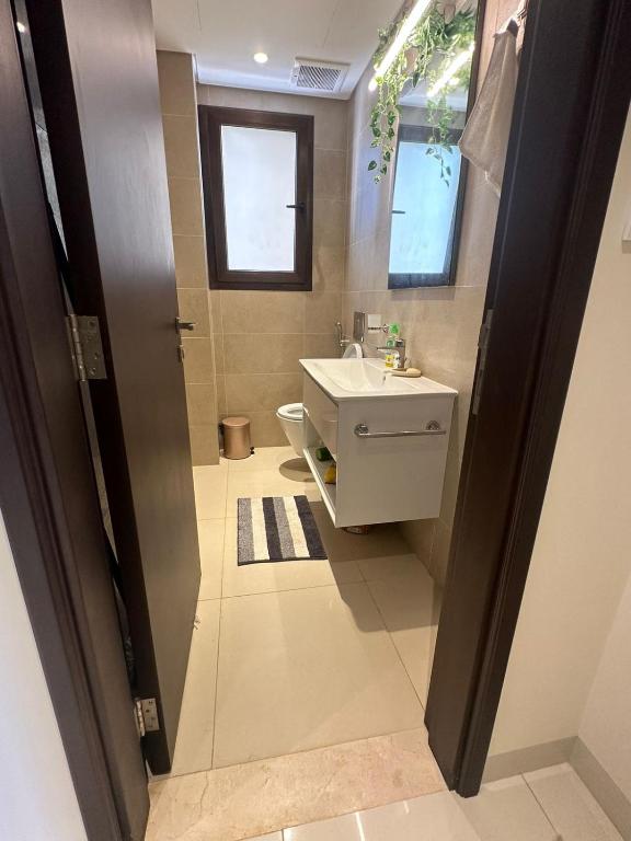 Koupelna v ubytování Hawana Salalah luxury 1BR TH with private pool