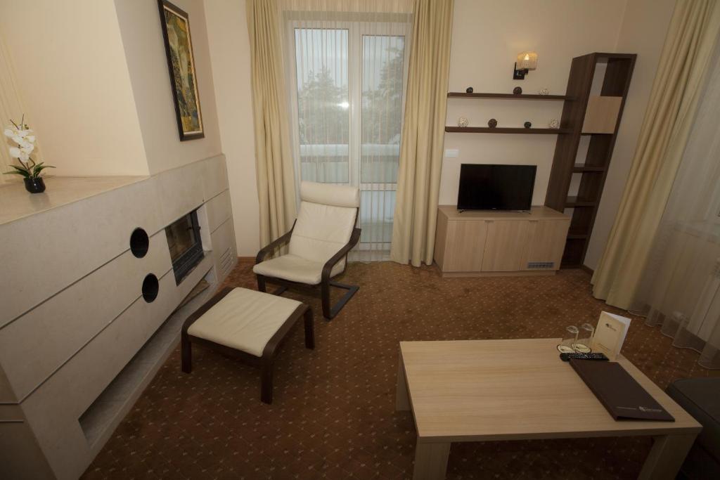 Family Hotel Saint George - Suite Con Balcón Y Vista De Montaña