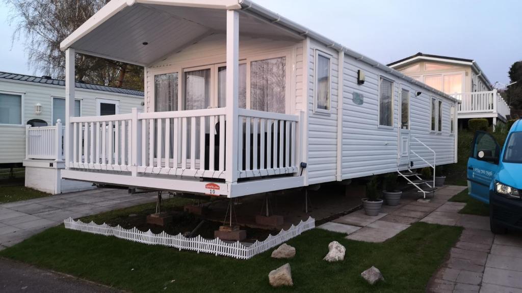 The Light House, Hamworthy Updated 2024 Prices