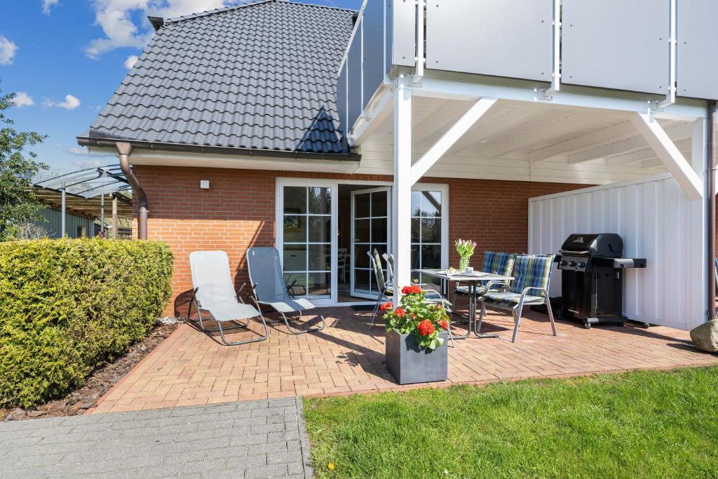 Zum Fährmann 2 Whg 1 EG links in 18356 Pruchten - Wohnung Mit Terrasse