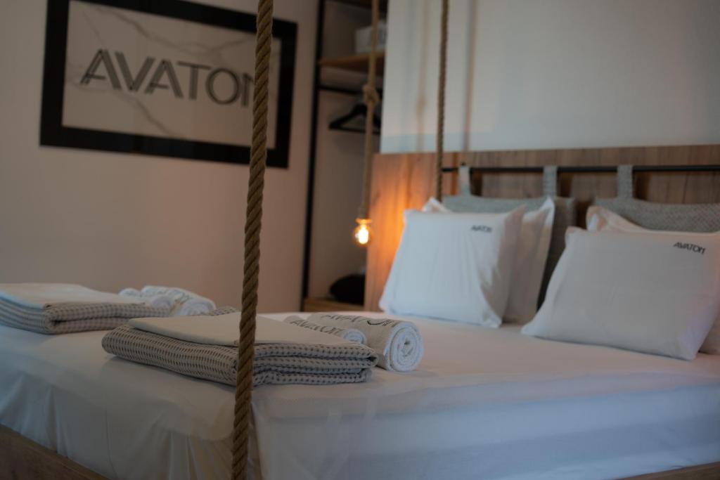 Postel nebo postele na pokoji v ubytování Avaton Luxury Resort and Spa Access the Enigma - Adults Only & Kids 14 Plus-