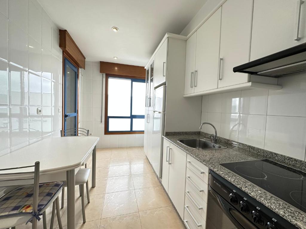 Kuchnia lub aneks kuchenny w obiekcie Apartamento Salgueirón
