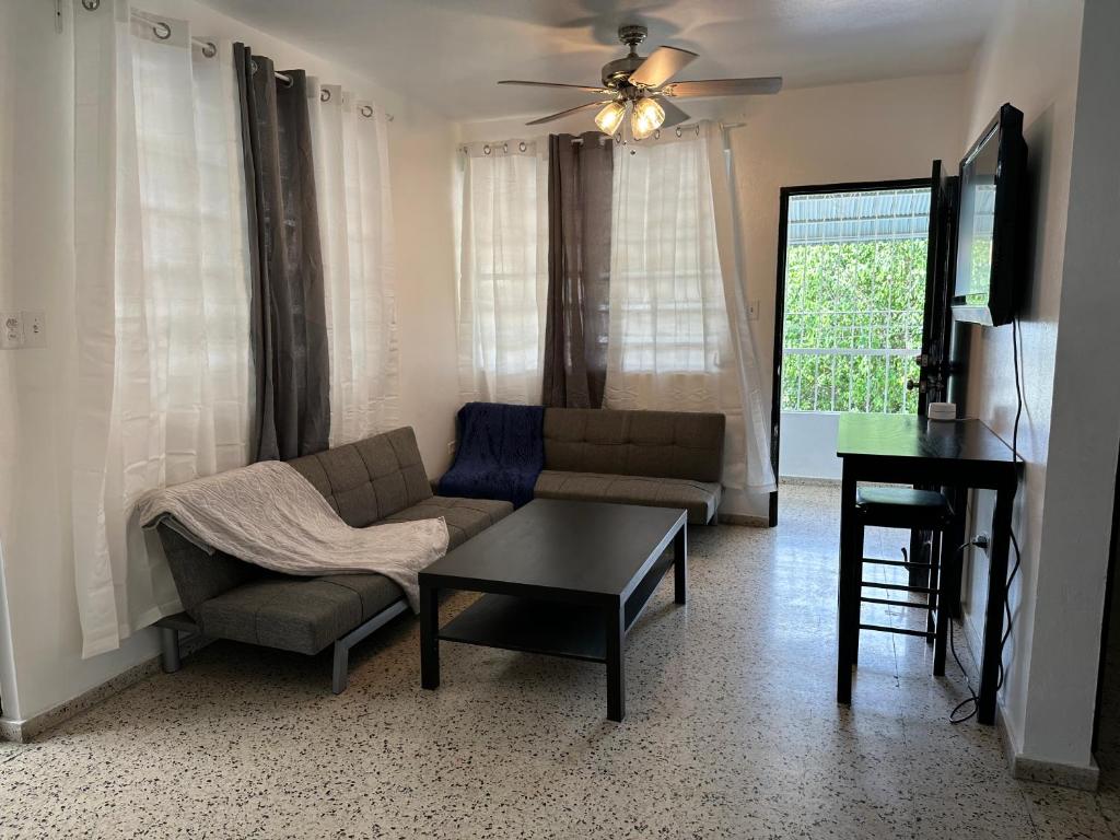 Mayagüez Unit 2, 5BR, 2BA Sleeps Up to 12, Mayaguez (updated prices 2024)