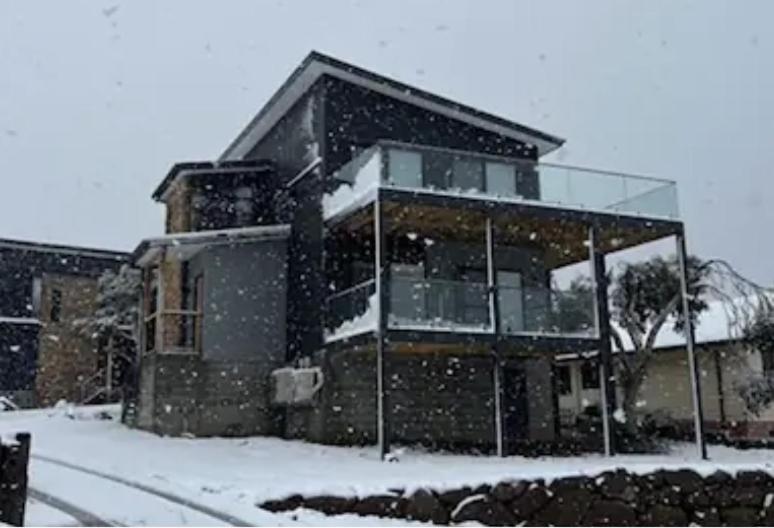 Holiday home Rusty's Ridge, Jindabyne, Australia