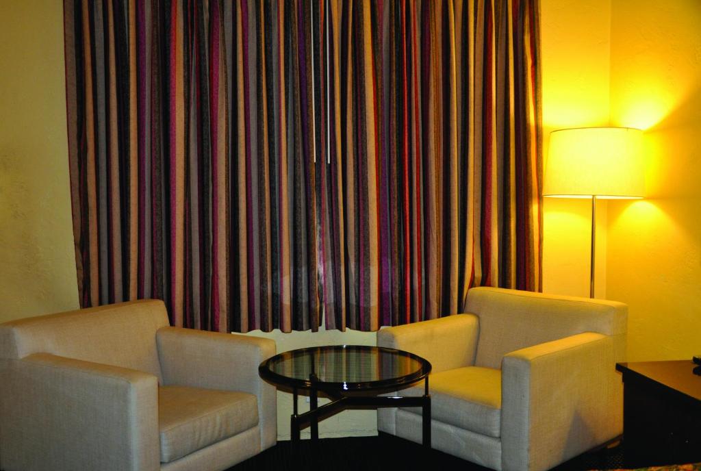 Travelers Inn Manteca - Habitación King