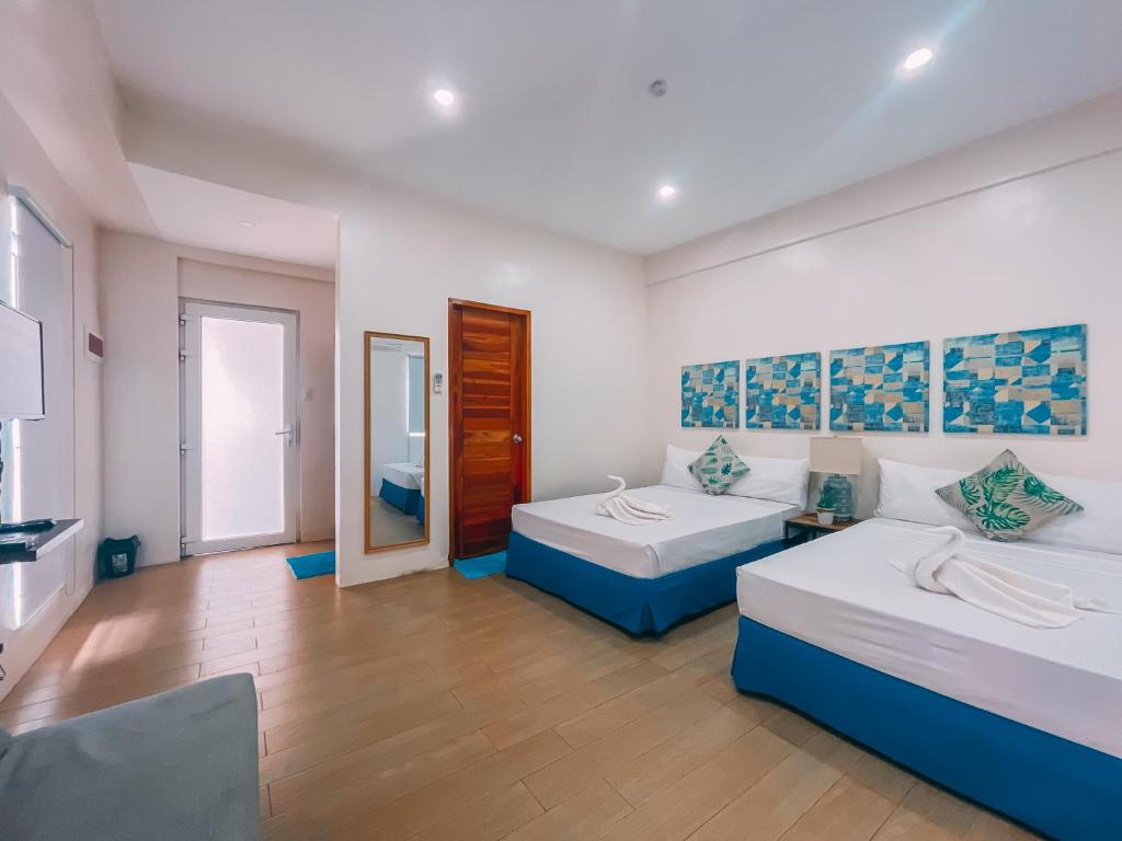 Brisa Marina Beach Resort powered by Cocotel - Family Room With Pool View
