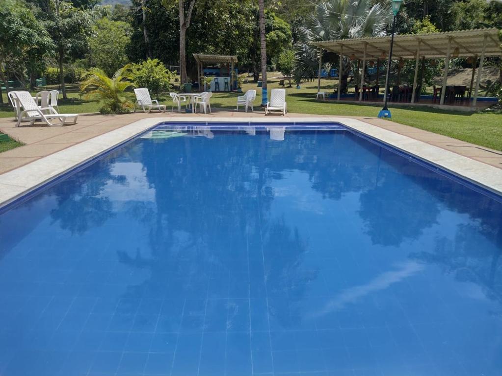 Bazén v ubytování Hotel Playa By Marbar nebo v jeho okolí