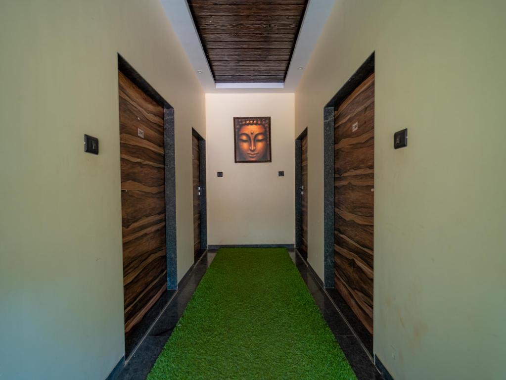 Fotografie z fotogalerie ubytování Red Button Resort v destinaci Mahábalešvár