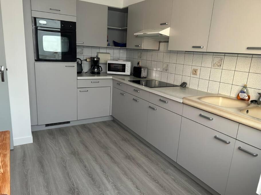 Kuchyňa alebo kuchynka v ubytovaní Maison idéalement située pour les vacances