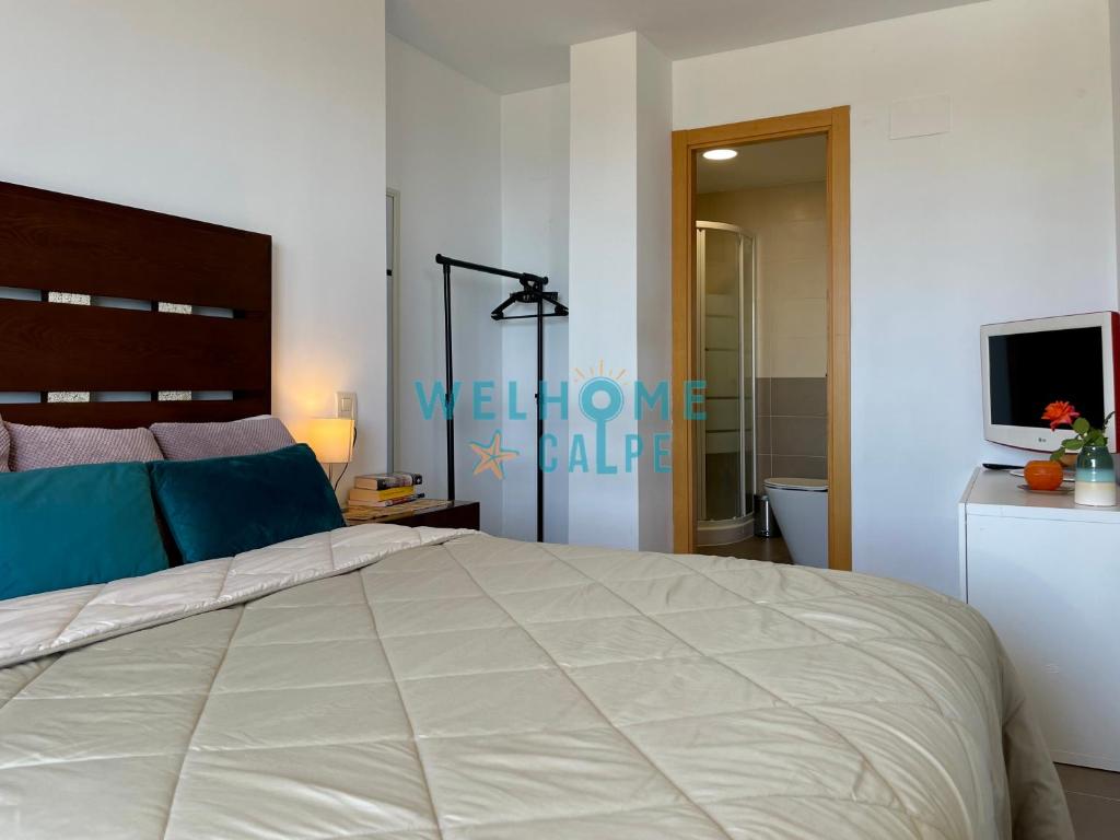 Posteľ alebo postele v izbe v ubytovaní LIMA con piscina y vista al mar