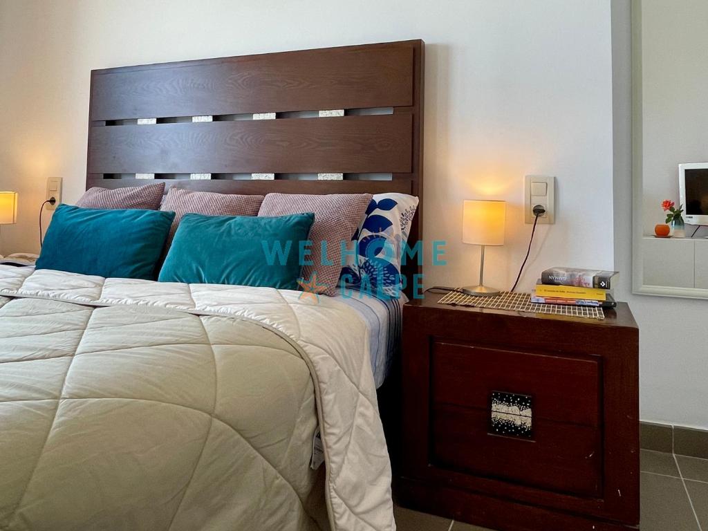 Posteľ alebo postele v izbe v ubytovaní LIMA con piscina y vista al mar