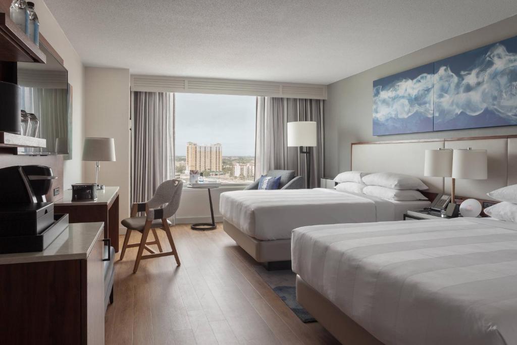 Tampa Marriott Water Street - Habitación Queen Con Dos Camas Queen Y Vista Al Agua - Audición Accesible