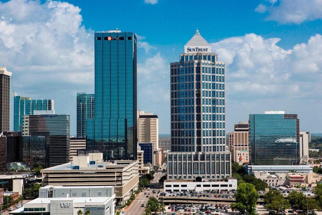 Tampa Marriott Water Street - Room King Con Bañera Adaptada - Movilidad Accesible