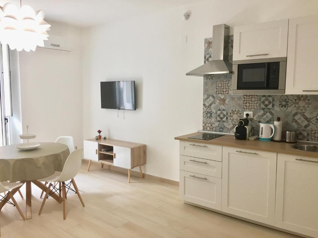 Kuchnia lub aneks kuchenny w obiekcie Le Casette Gargallo 1 - Ortigia