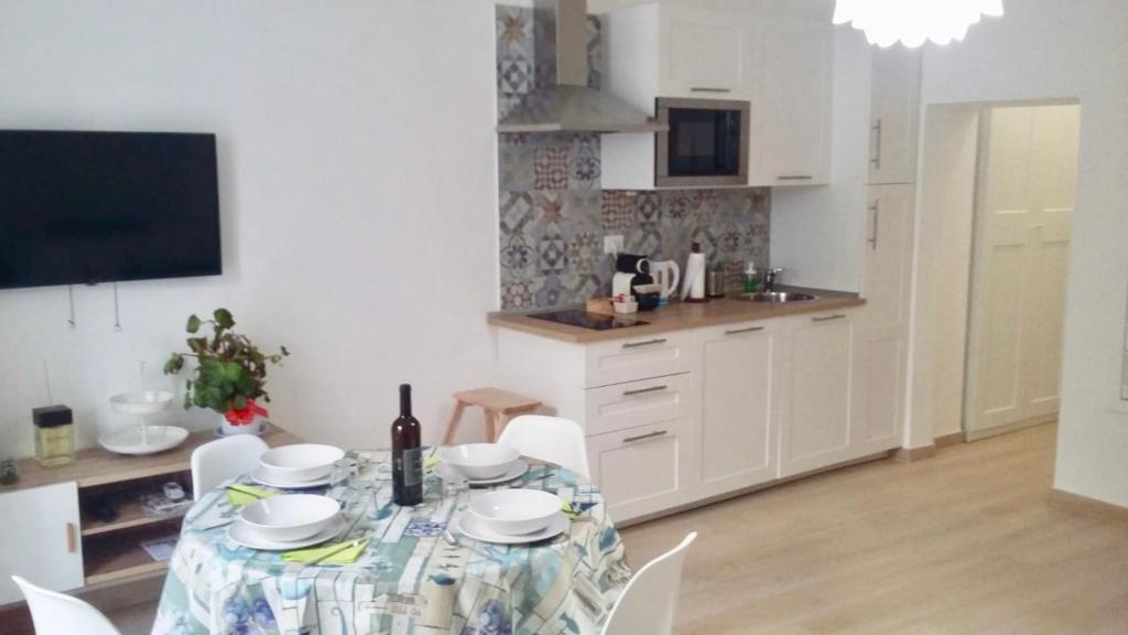 Kuchnia lub aneks kuchenny w obiekcie Le Casette Gargallo 1 - Ortigia