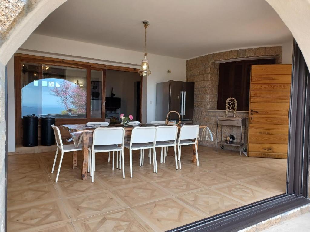 Fotografie z fotogalerie ubytování U Castellu, l' hôtel particulier v destinaci Propriano