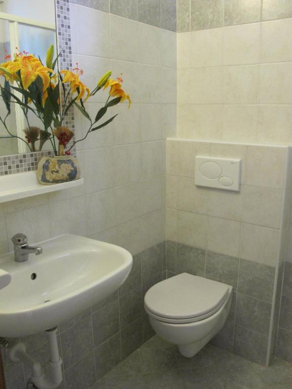 Hotel Madrid - Driepersoonskamer Met Balkon