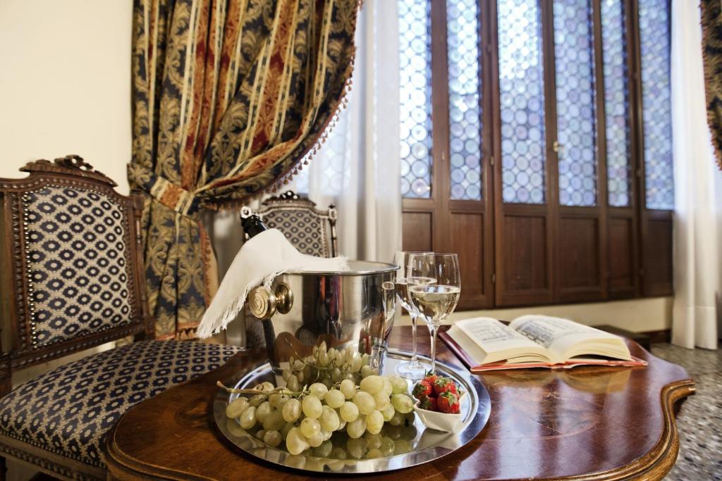 Ca' Bragadin e Carabba - Habitación De Lujo Cuádruple
