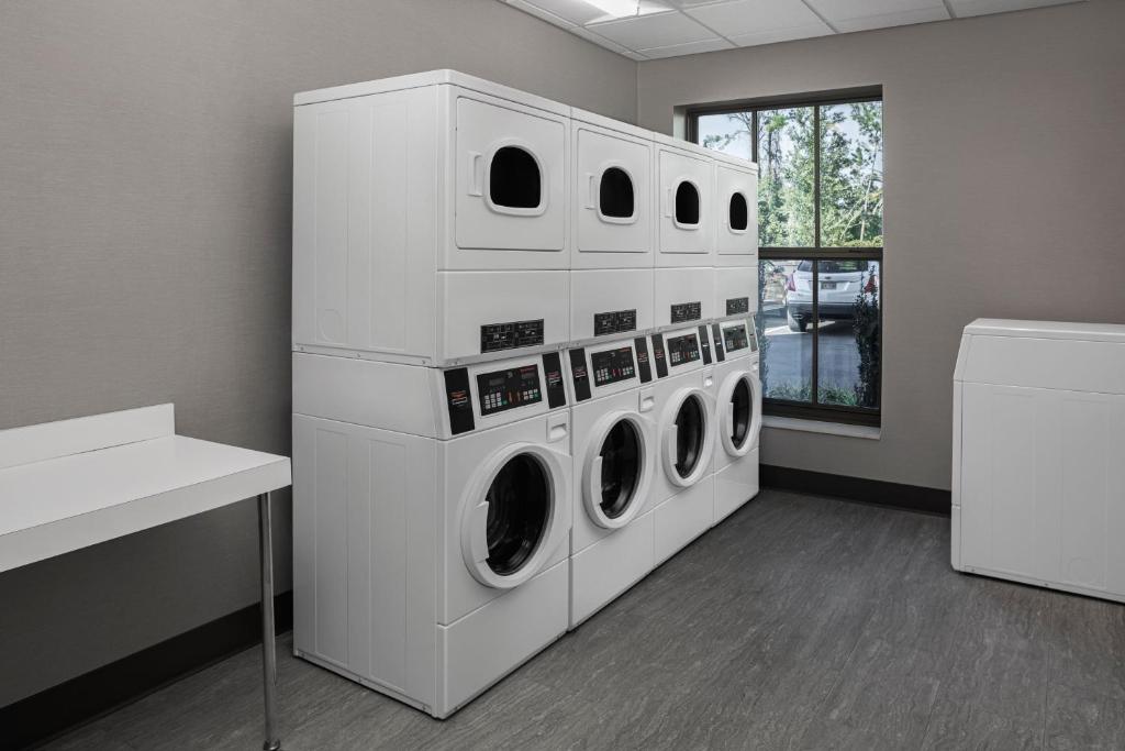 Residence Inn By Marriott Jacksonville-Mayo Clinic Area photo