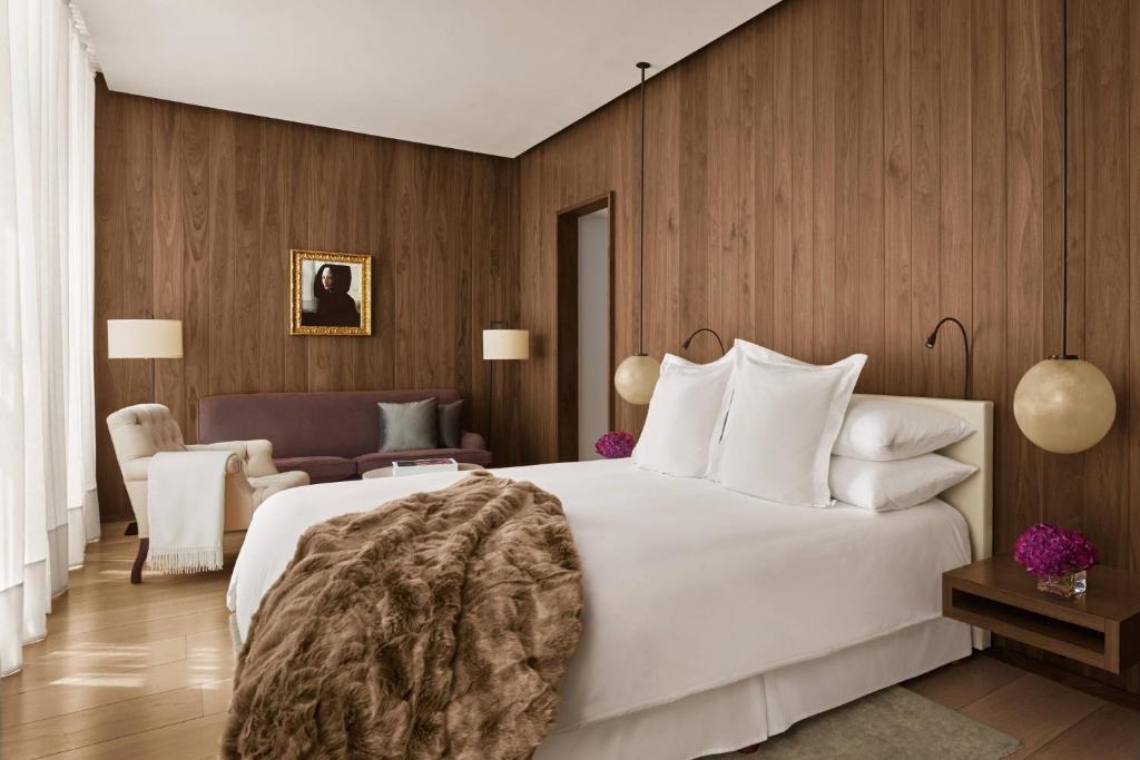 
Loft King, Loft, 1 King
