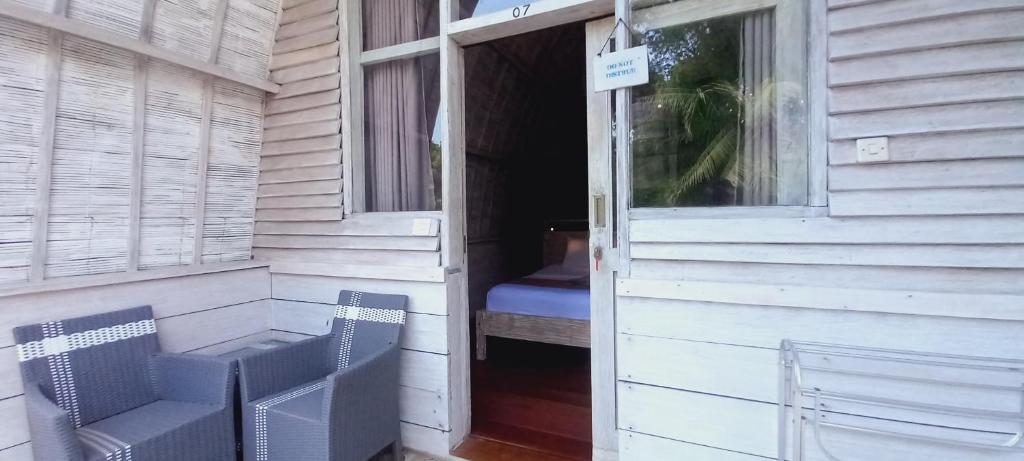 Living Trawangan Hotel - 11