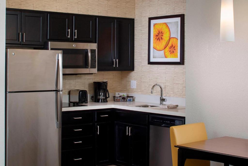 Residence Inn by Marriott Orlando at SeaWorld - Reina, Estudio, 1 Reina, Sofá Cama (audición Accesible)