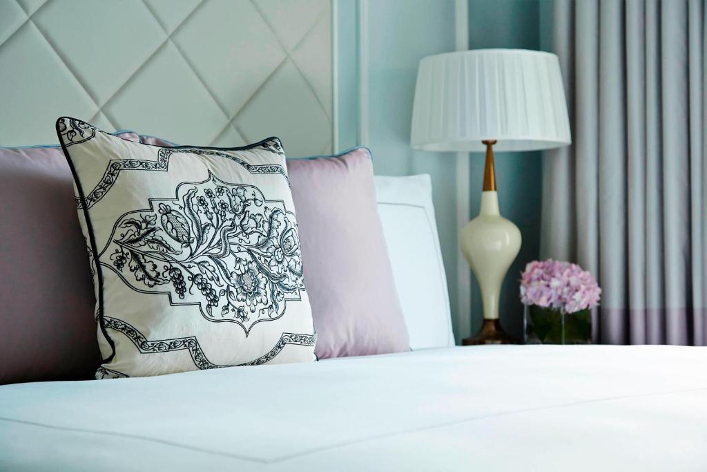 London Marriott Hotel Park Lane - Deluxe Room, Guest Room, 2 Twin/Single Bed(s)